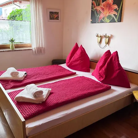 Апартаменты Schellander Privatstrand Фельден-ам-Вёртер-Зе