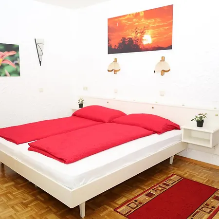 Schellander Privatstrand Apartamento